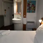 Quick St Jean De Vedas Otel *