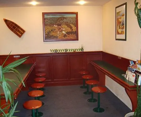 Hotell Quick Palace St Jean De Vedas - A709 *